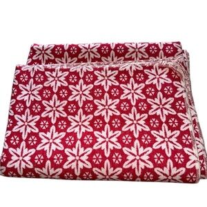 David Fussenegger Alpine Chalet White Snowflakes Throw Blanket 55"X78" Austria